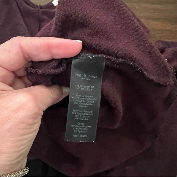 Rag & Bone Double Vee Lightweight Sweater burgundy/black Women’s Size S/P - Picture 5 of 7